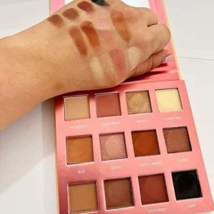 Glam Up eyeshadow palette 12 shades